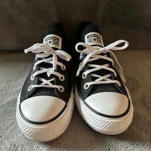 Converse Black and White Chuck Taylor Shoreline Low-Pro